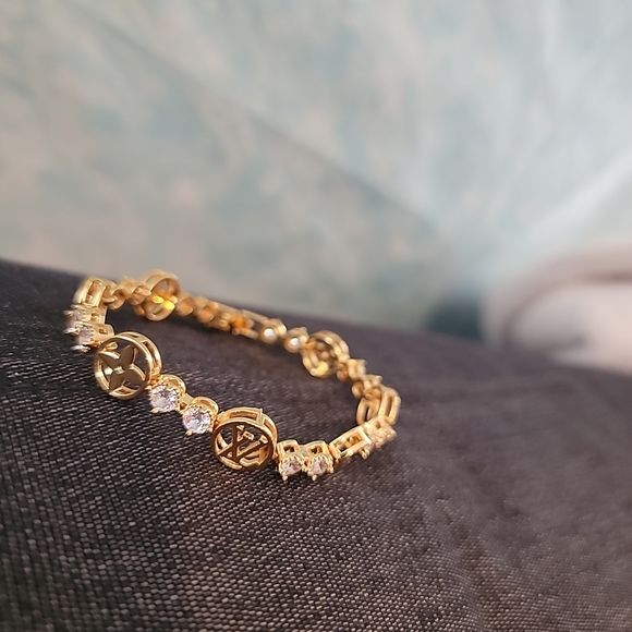 bracelet - Picture 2 of 4